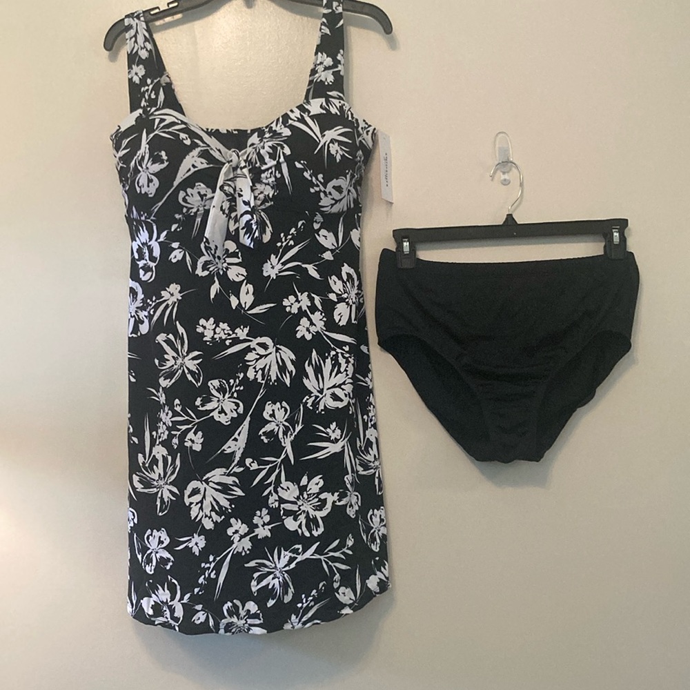 ‼️FLASH SALE‼️Swimsuits For All Women’s Plus Size 14W two Piece Swim Dress